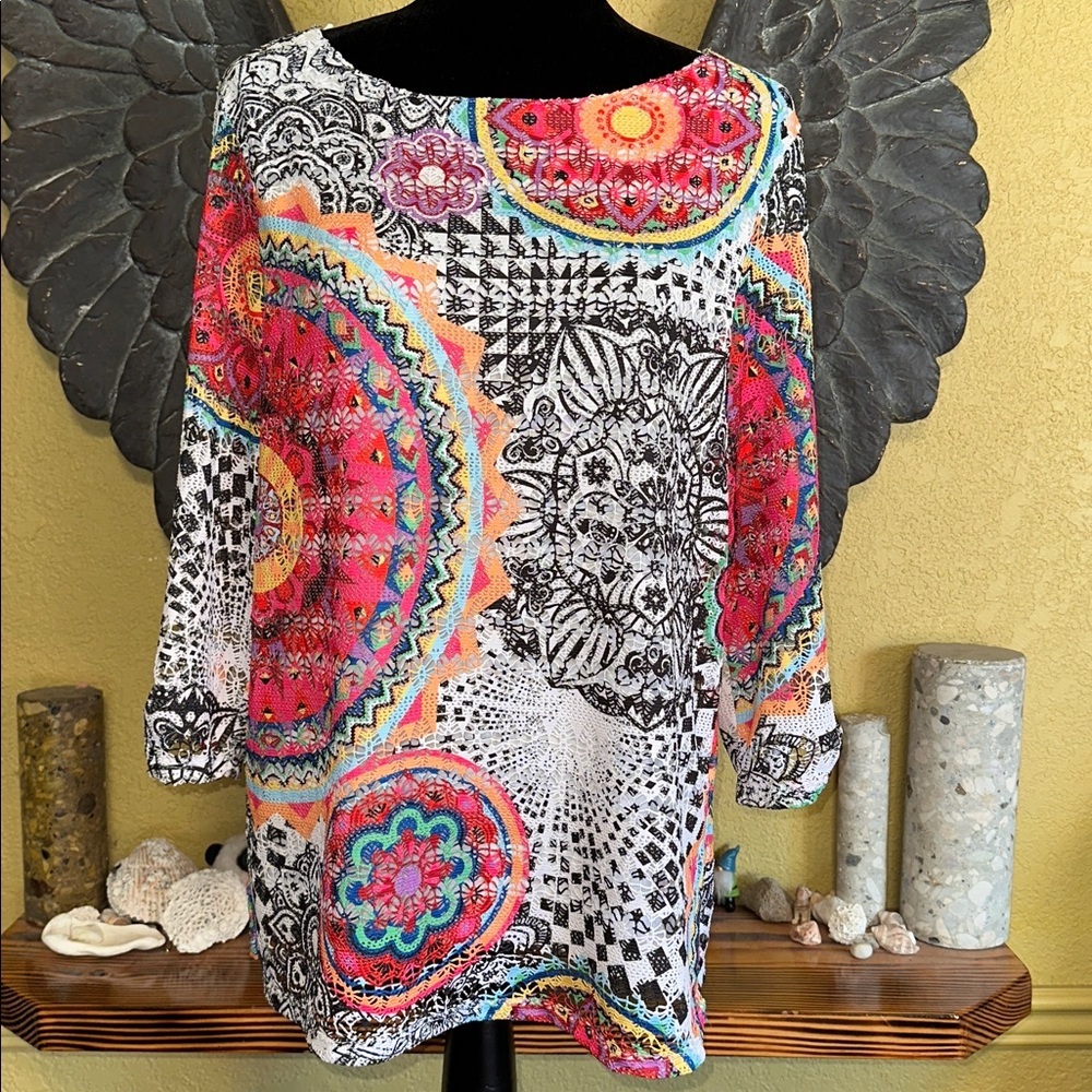 Onque Casuals Multicolor Patterned Top